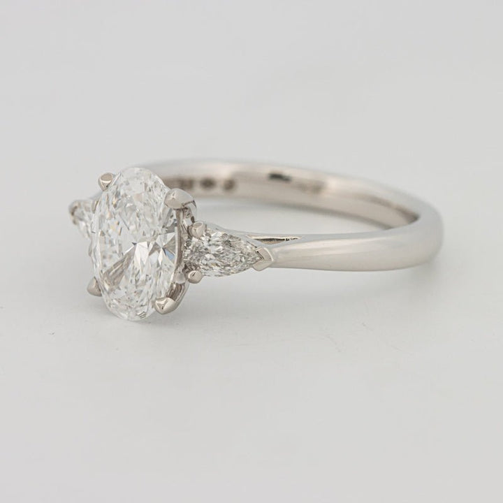 1 CT Oval Cut Trilogy Solitaire (LG) - ZIZOV DIAMONDS