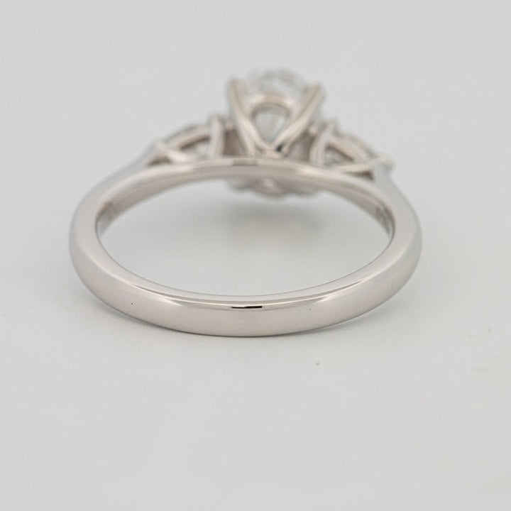 1 CT Oval Cut Trilogy Solitaire (LG) - ZIZOV DIAMONDS