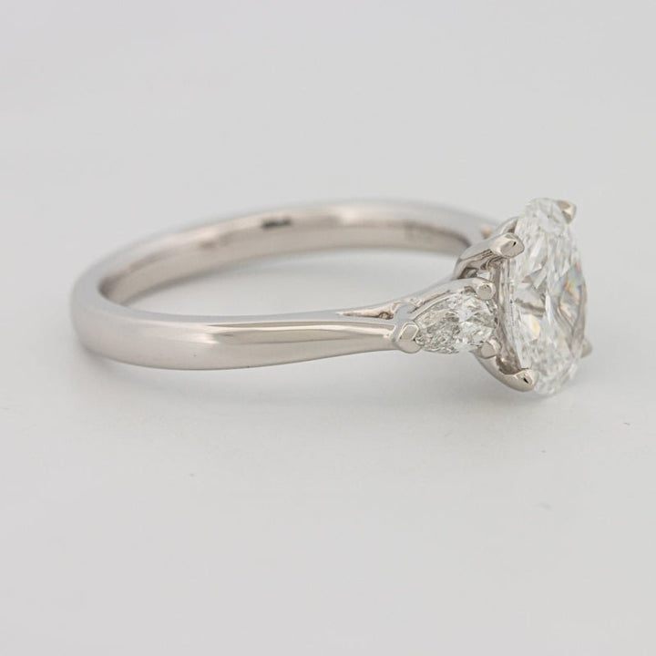 1 CT Oval Cut Trilogy Solitaire (LG) - ZIZOV DIAMONDS
