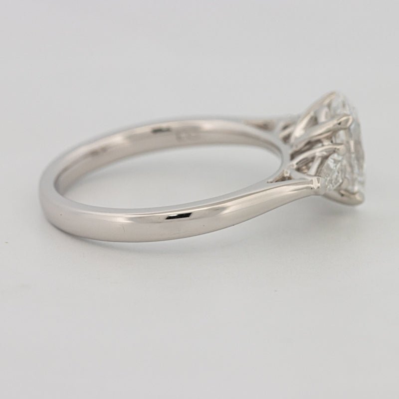 1 CT Oval Cut Trilogy Solitaire (LG) - ZIZOV DIAMONDS