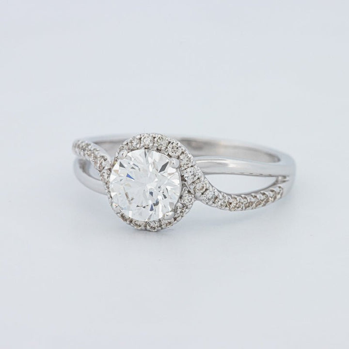 1 CT Round Cut Twist Band Pavé Solitaire (LG) - ZIZOV DIAMONDS