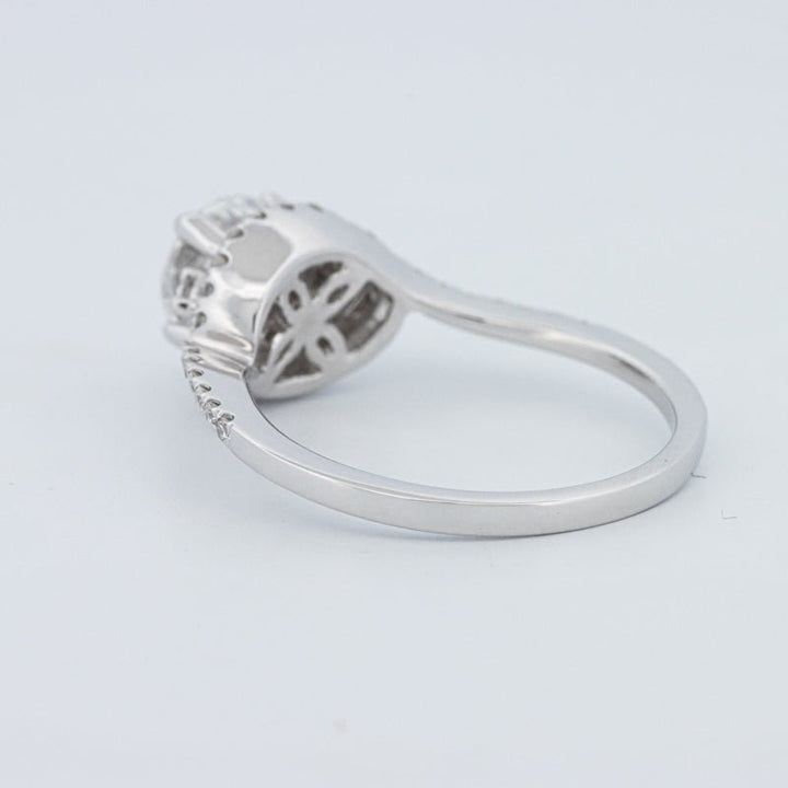 1 CT Round Cut Twist Band Pavé Solitaire (LG) - ZIZOV DIAMONDS