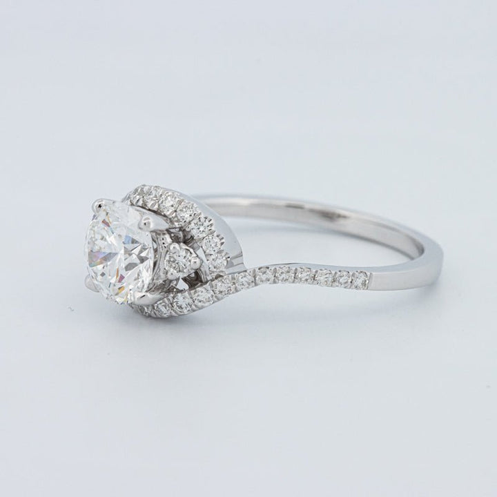 1 CT Round Cut Twist Band Pavé Solitaire (LG) - ZIZOV DIAMONDS