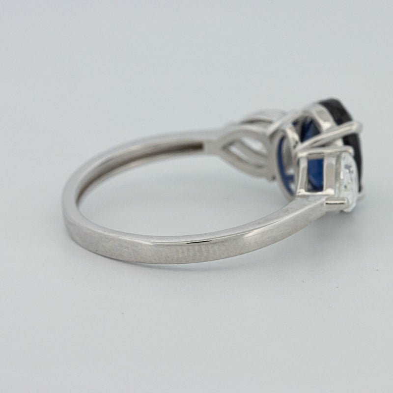 1.95 CT Blue Sapphire Trilogy Ring (LG) - ZIZOV DIAMONDS