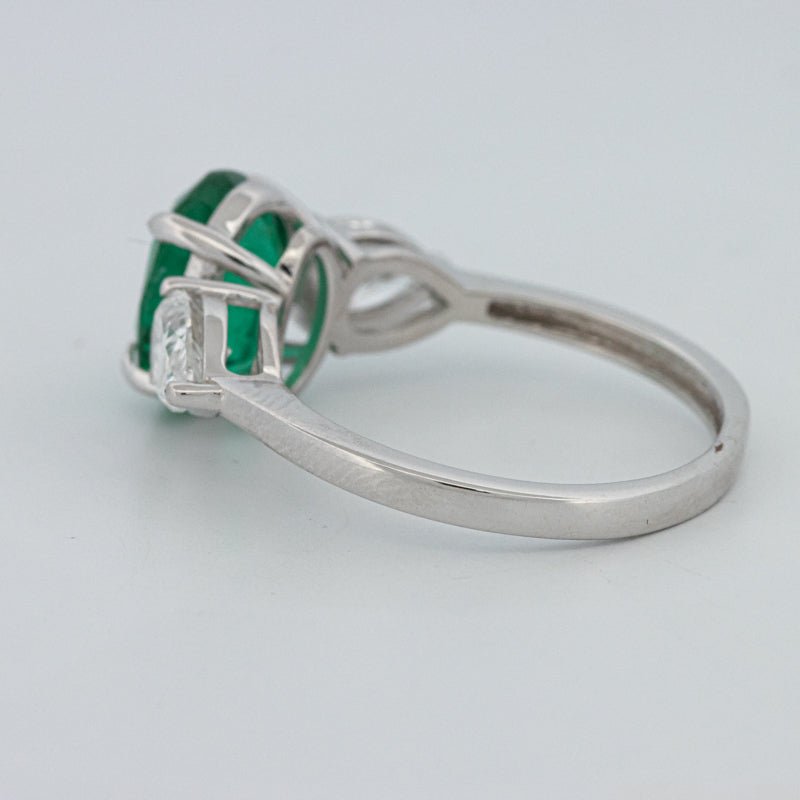 2.25 CT Green Emerald Trilogy Ring (LG) - ZIZOV DIAMONDS