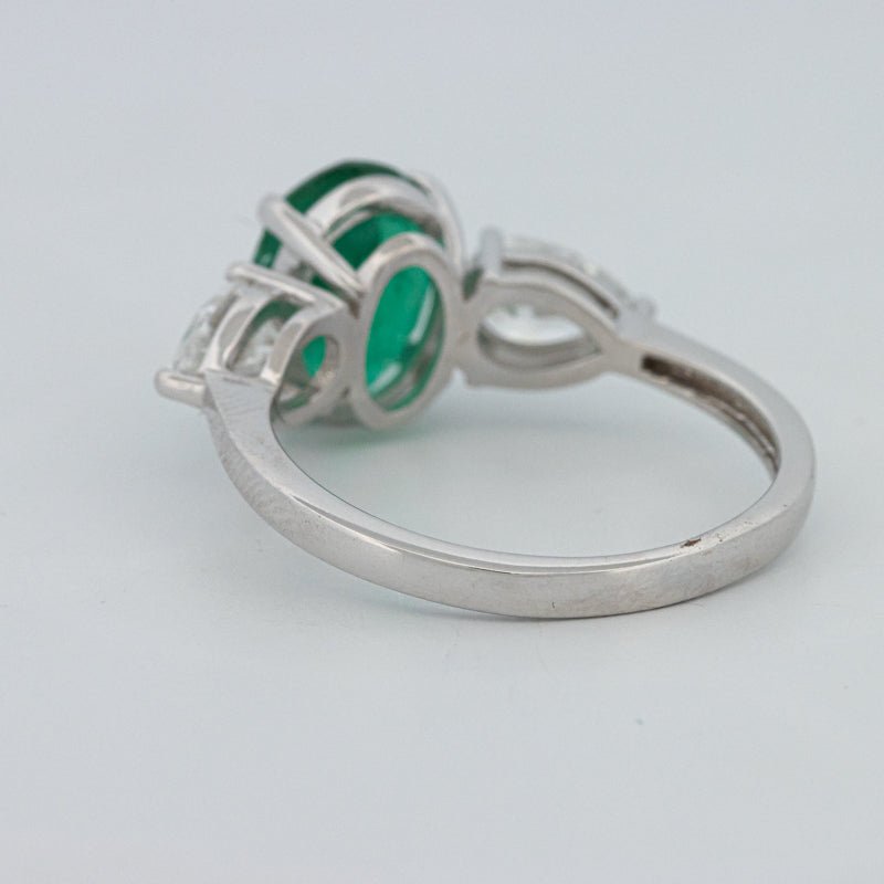 2.25 CT Green Emerald Trilogy Ring (LG) - ZIZOV DIAMONDS