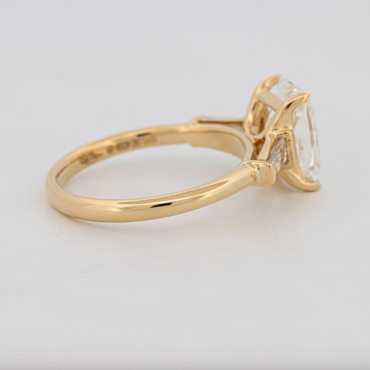 2.50 CT Radiant Cut Trilogy Solitaire (LG) - ZIZOV DIAMONDS