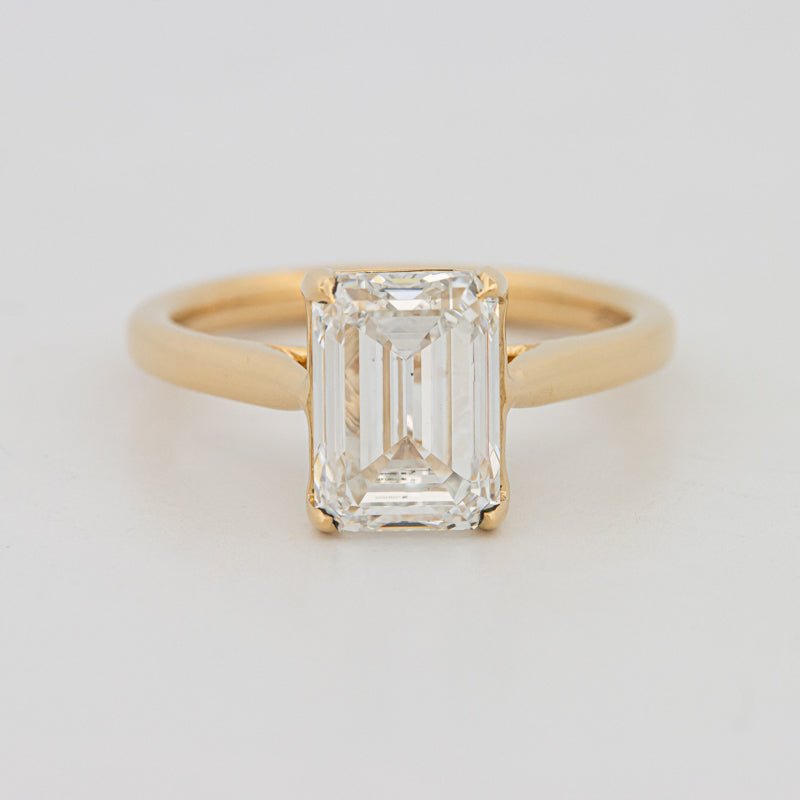 Solitar clasic cu tăietură Emerald 3 CT (LG)