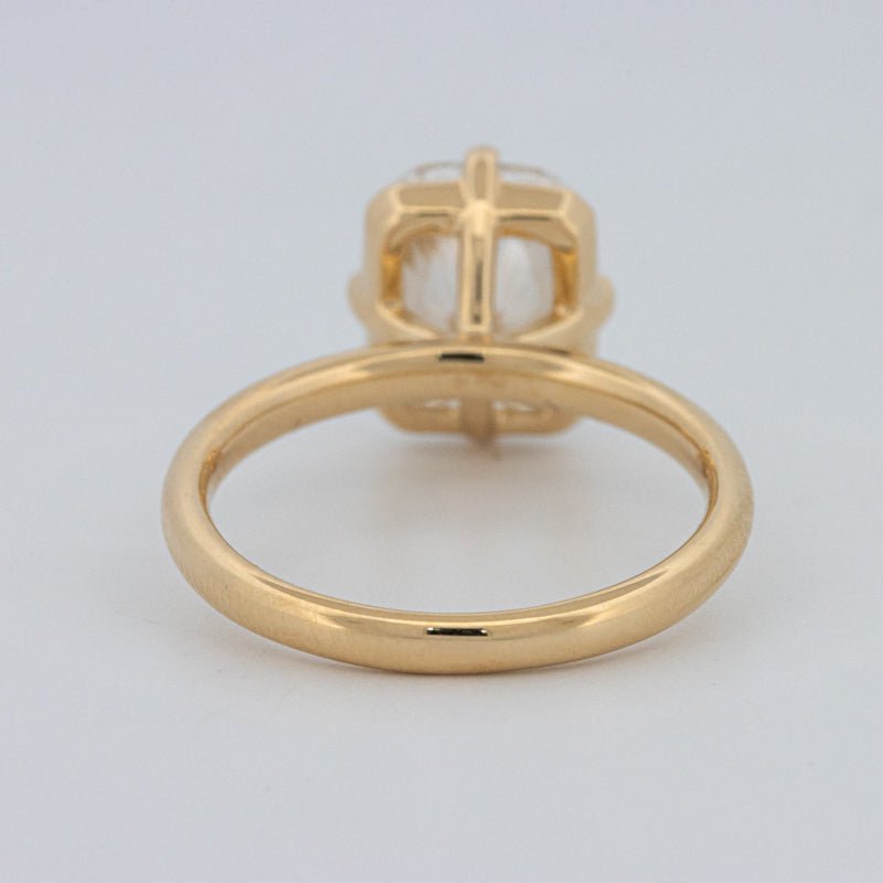 3 CT "Compass" Cushion Cut Solitaire (LG) - ZIZOV DIAMONDS