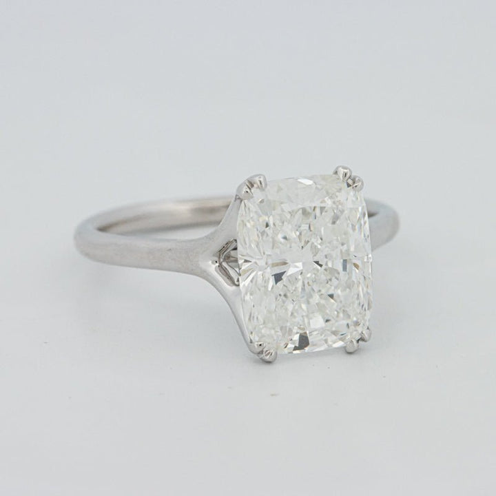 3.53 CT "Doubleclaw" Cushion Cut Solitaire (LG) - ZIZOV DIAMONDS