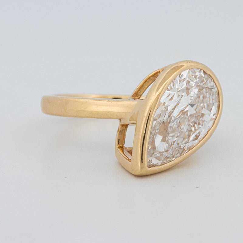 4 CT Bezeled Pear - Shape Ring (LG) - ZIZOV DIAMONDS