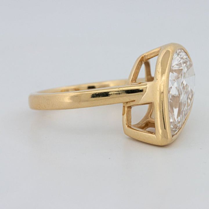 4 CT Bezeled Pear - Shape Ring (LG) - ZIZOV DIAMONDS