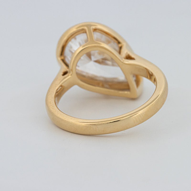 4 CT Bezeled Pear - Shape Ring (LG) - ZIZOV DIAMONDS