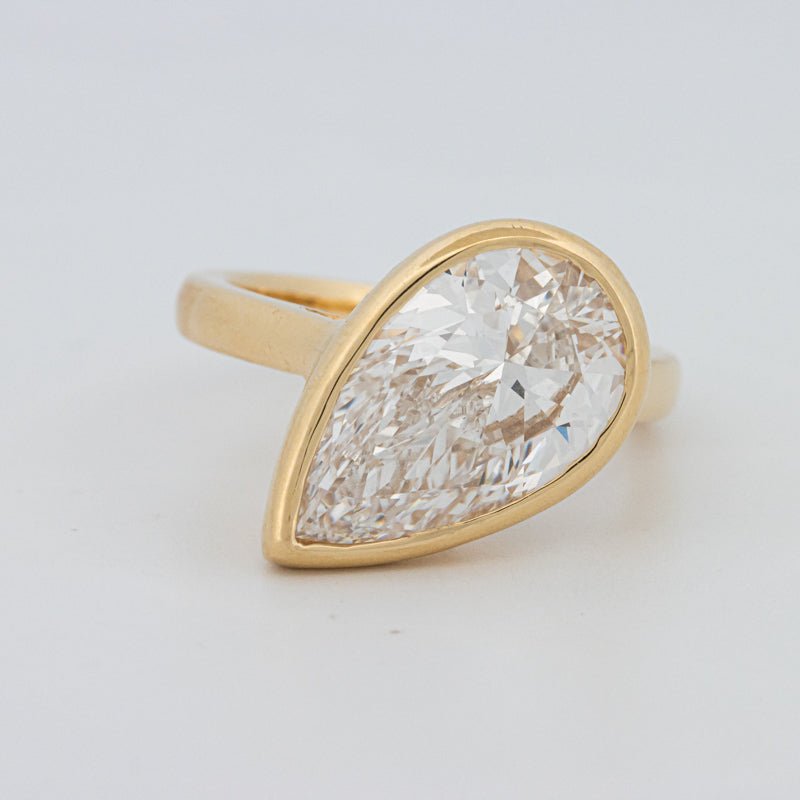 4 CT Bezeled Pear - Shape Ring (LG) - ZIZOV DIAMONDS