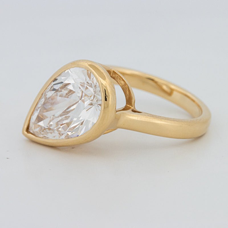 4 CT Bezeled Pear - Shape Ring (LG) - ZIZOV DIAMONDS