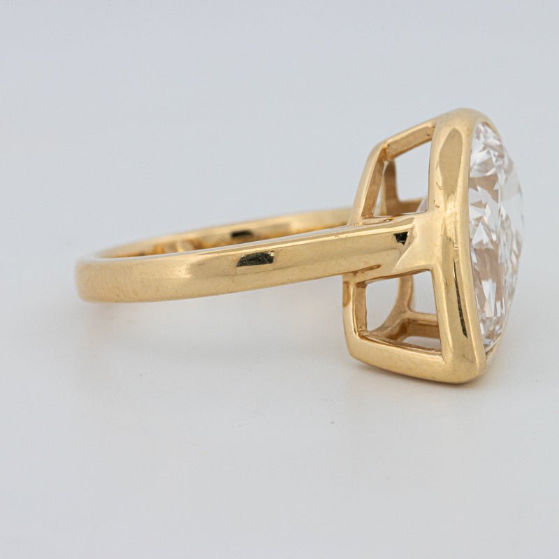 4 CT Bezeled Pear - Shape Ring (LG) - ZIZOV DIAMONDS