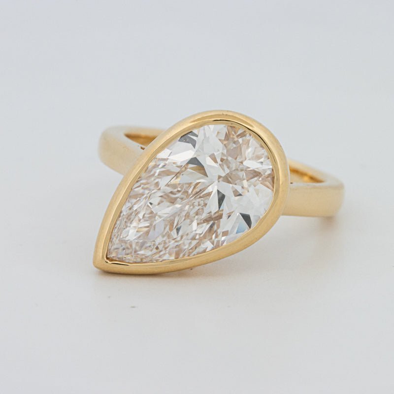 4 CT Bezeled Pear - Shape Ring (LG) - ZIZOV DIAMONDS