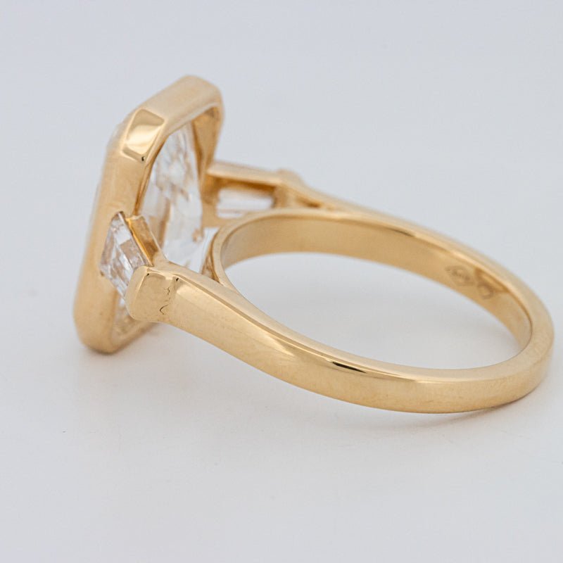 5 CT Bezel Set Radiant Cut Ring (LG) - ZIZOV DIAMONDS