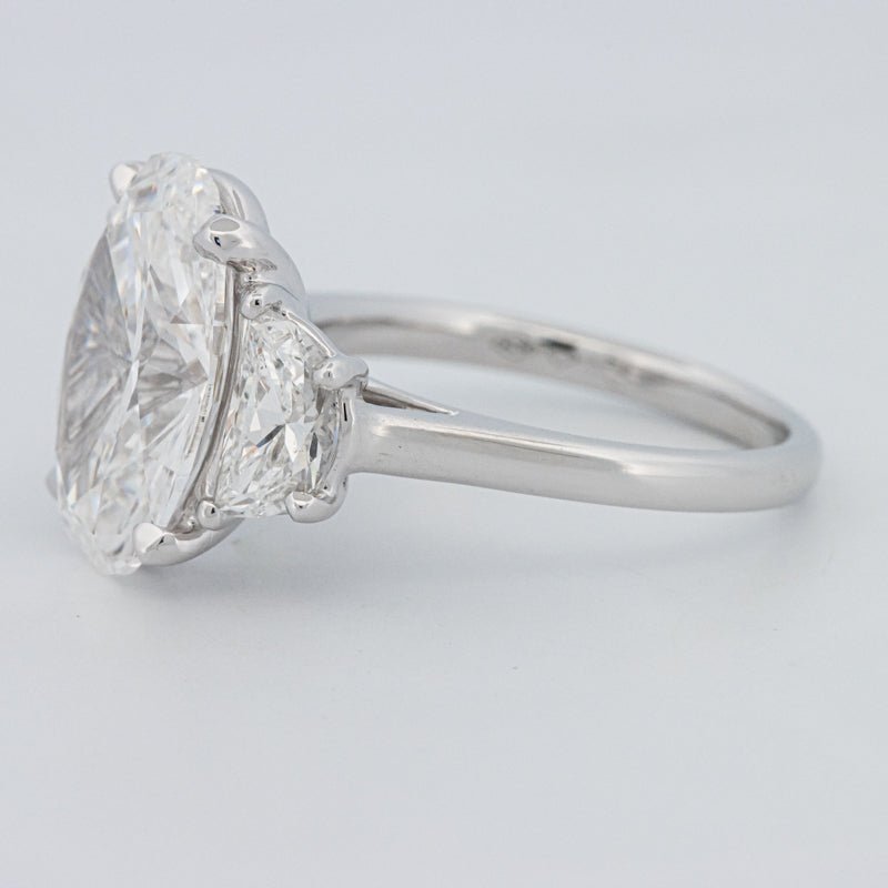 5 CT "Moonlight" Oval Trilogy Ring (LG) - ZIZOV DIAMONDS