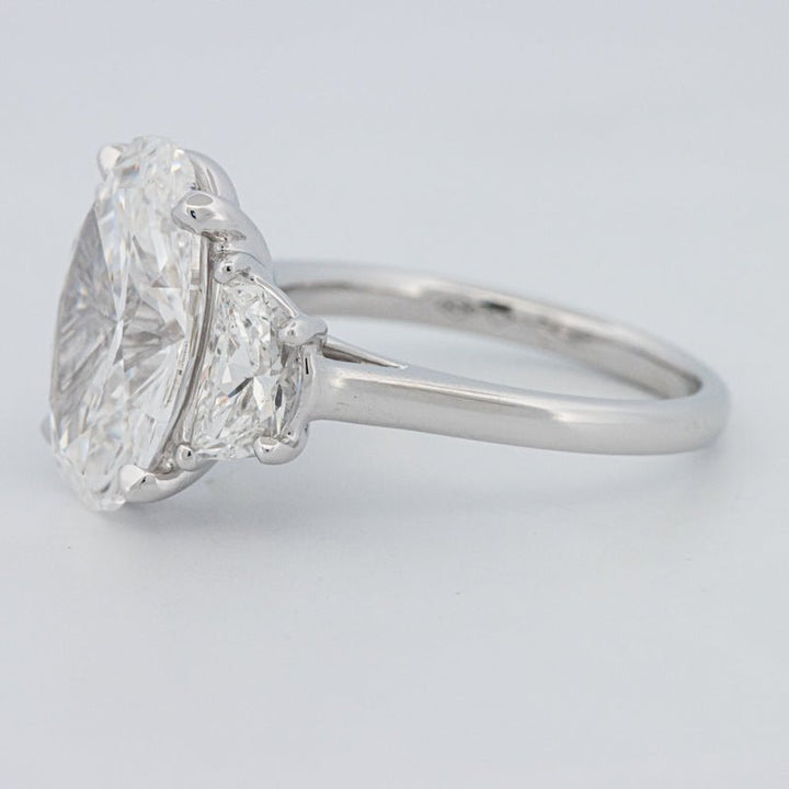 5 CT "Moonlight" Oval Trilogy Ring (LG) - ZIZOV DIAMONDS