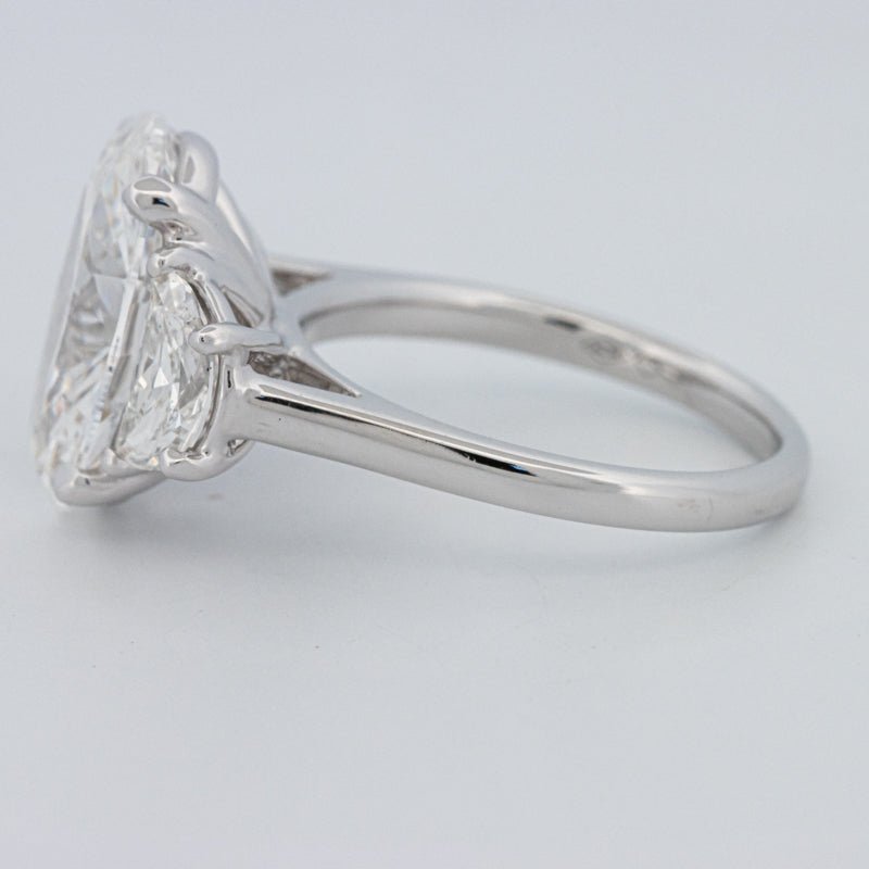 5 CT "Moonlight" Oval Trilogy Ring (LG) - ZIZOV DIAMONDS