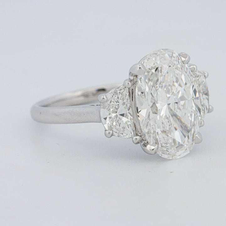5 CT "Moonlight" Oval Trilogy Ring (LG) - ZIZOV DIAMONDS