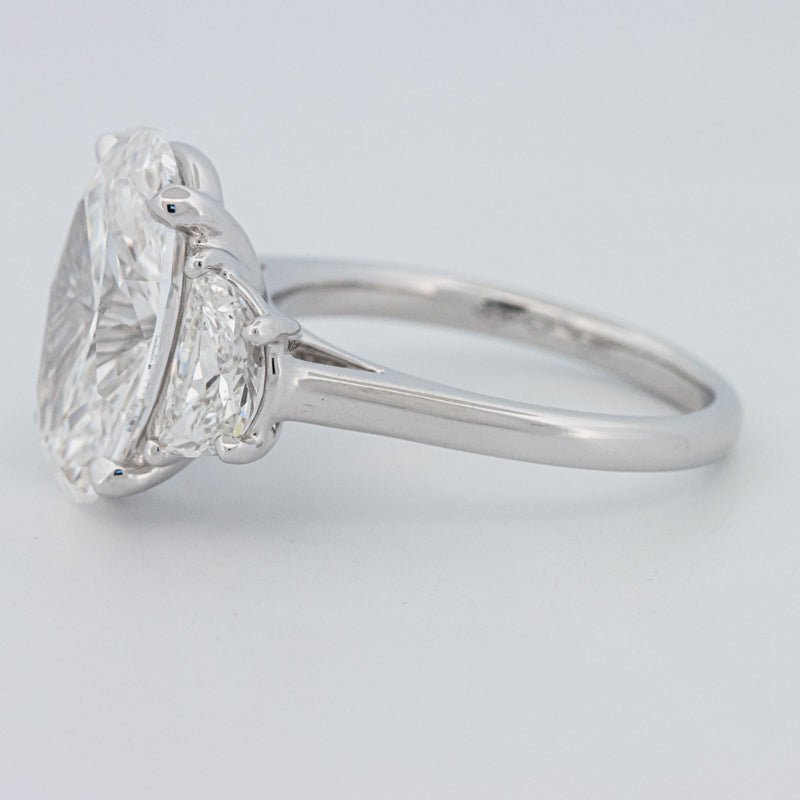 5 CT "Moonlight" Oval Trilogy Ring (LG) - ZIZOV DIAMONDS