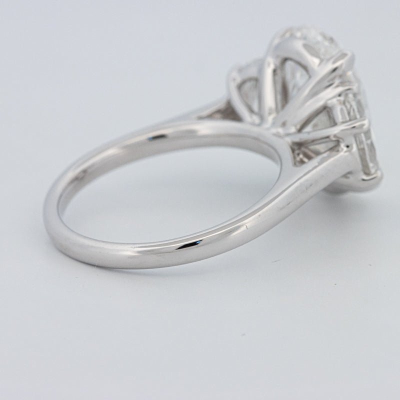 5 CT "Moonlight" Oval Trilogy Ring (LG) - ZIZOV DIAMONDS