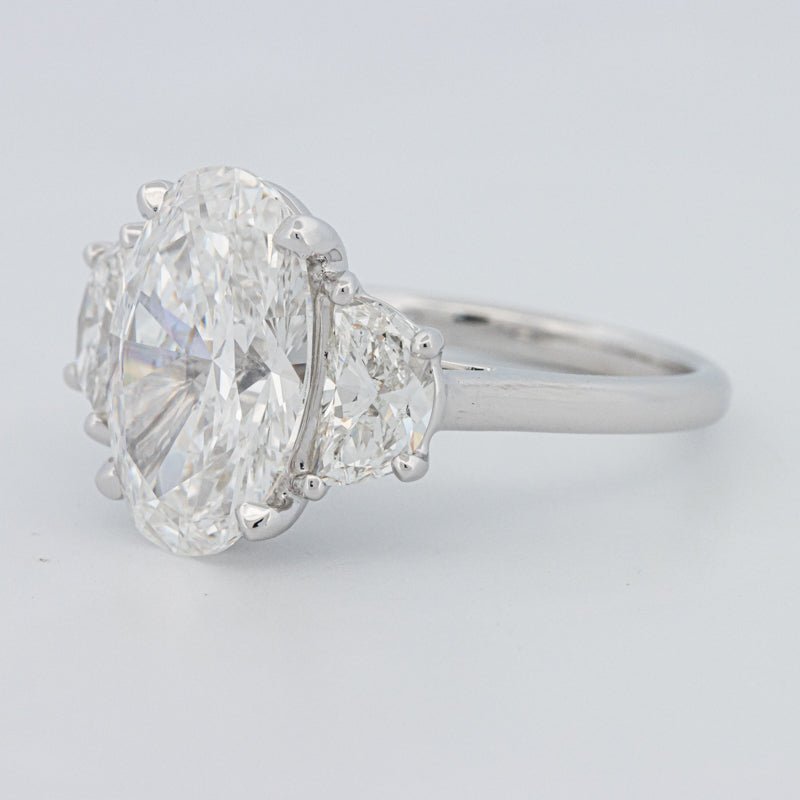 5 CT "Moonlight" Oval Trilogy Ring (LG) - ZIZOV DIAMONDS