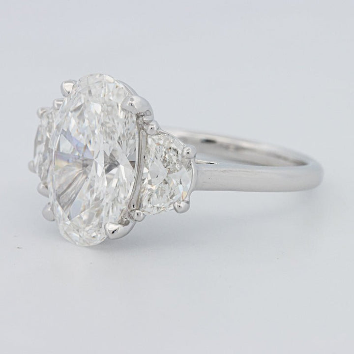 5 CT "Moonlight" Oval Trilogy Ring (LG) - ZIZOV DIAMONDS