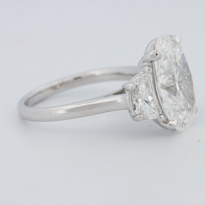 5 CT "Moonlight" Oval Trilogy Ring (LG) - ZIZOV DIAMONDS