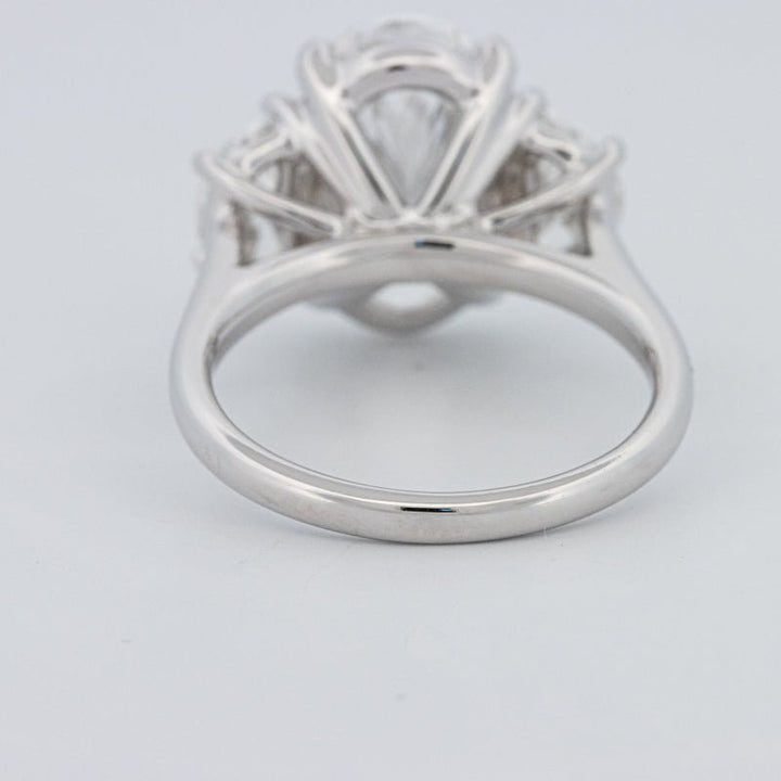 5 CT "Moonlight" Oval Trilogy Ring (LG) - ZIZOV DIAMONDS