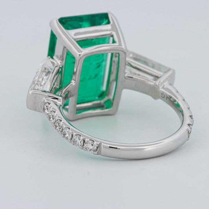 6.15 CT Green Emerald Trilogy Ring (LG) - ZIZOV DIAMONDS