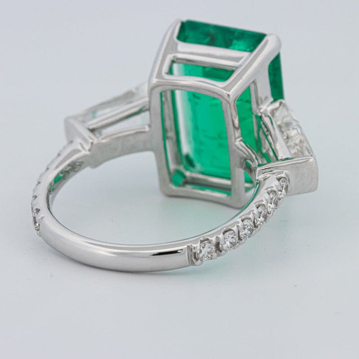 6.15 CT Green Emerald Trilogy Ring (LG) - ZIZOV DIAMONDS