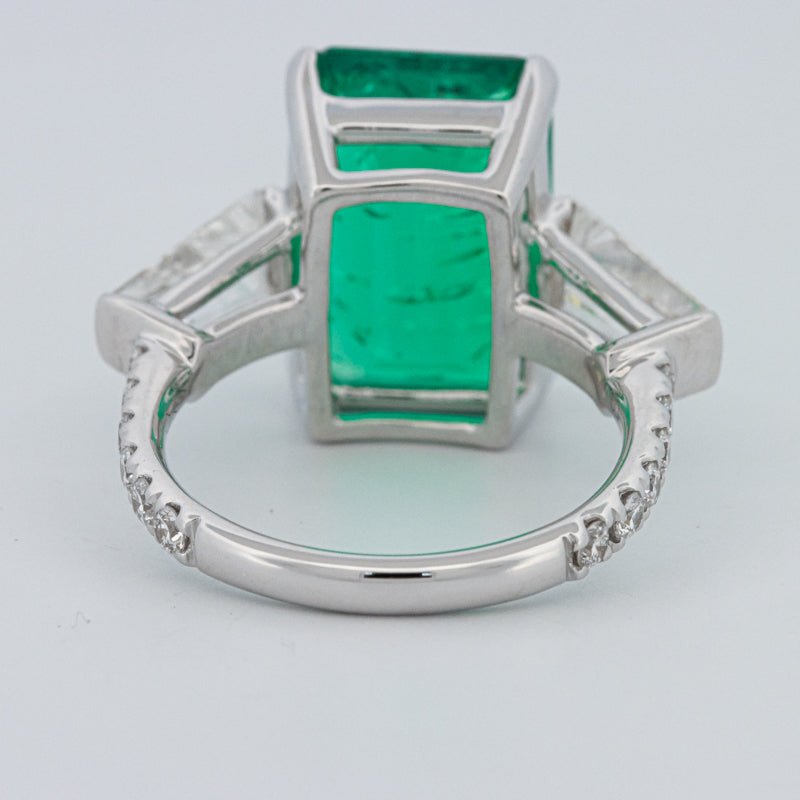 6.15 CT Green Emerald Trilogy Ring (LG) - ZIZOV DIAMONDS