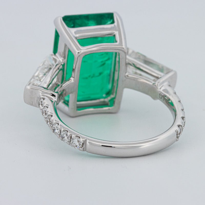 6.15 CT Green Emerald Trilogy Ring (LG) - ZIZOV DIAMONDS