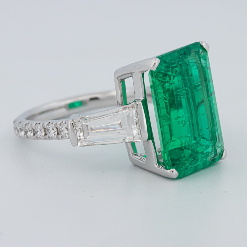6.15 CT Green Emerald Trilogy Ring (LG) - ZIZOV DIAMONDS