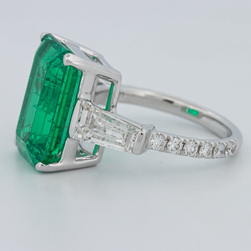 6.15 CT Green Emerald Trilogy Ring (LG) - ZIZOV DIAMONDS