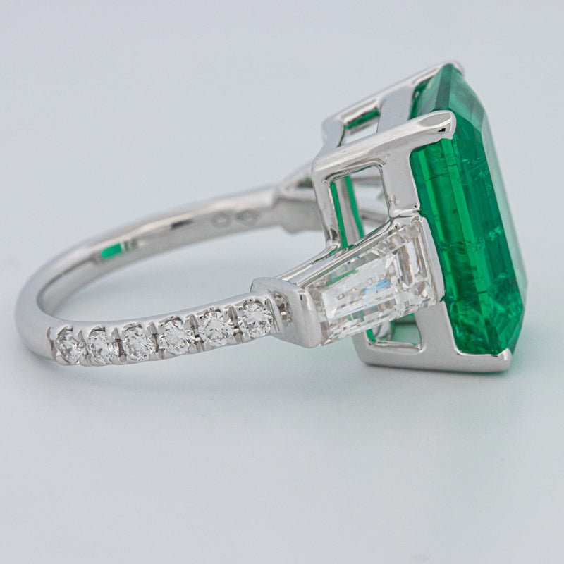 6.15 CT Green Emerald Trilogy Ring (LG) - ZIZOV DIAMONDS