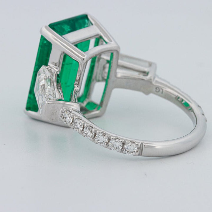 6.15 CT Green Emerald Trilogy Ring (LG) - ZIZOV DIAMONDS