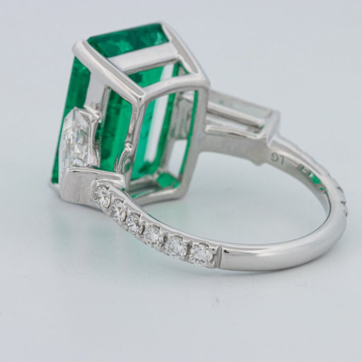 6.15 CT Green Emerald Trilogy Ring (LG) - ZIZOV DIAMONDS