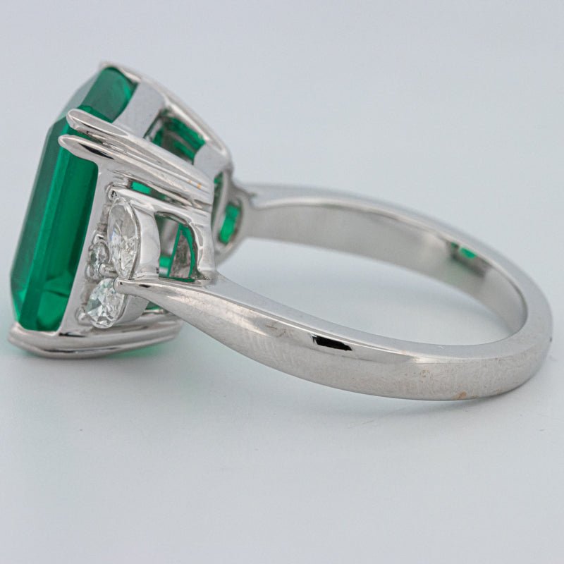 6.40 CT Green Emerald Trilogy Ring (LG) - ZIZOV DIAMONDS