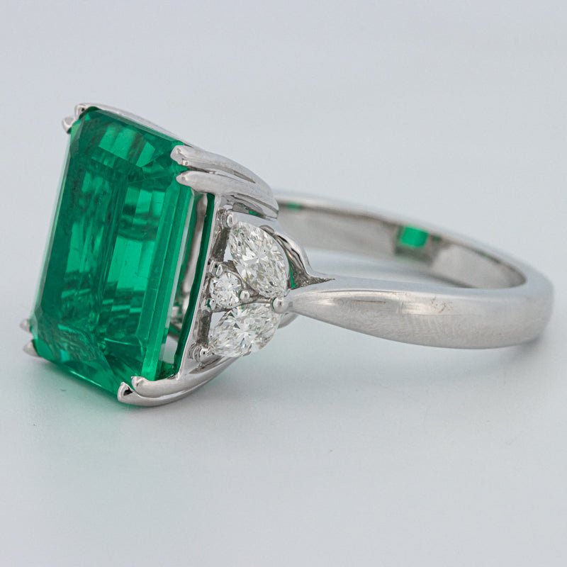 6.40 CT Green Emerald Trilogy Ring (LG) - ZIZOV DIAMONDS