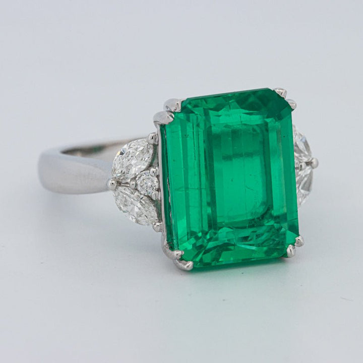 6.40 CT Green Emerald Trilogy Ring (LG) - ZIZOV DIAMONDS