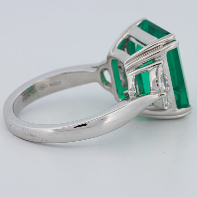 6.40 CT Green Emerald Trilogy Ring (LG) - ZIZOV DIAMONDS