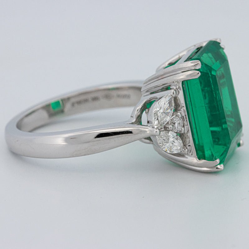 6.40 CT Green Emerald Trilogy Ring (LG) - ZIZOV DIAMONDS