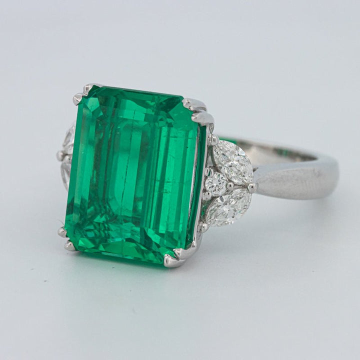 6.40 CT Green Emerald Trilogy Ring (LG) - ZIZOV DIAMONDS
