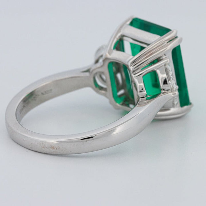 6.40 CT Green Emerald Trilogy Ring (LG) - ZIZOV DIAMONDS