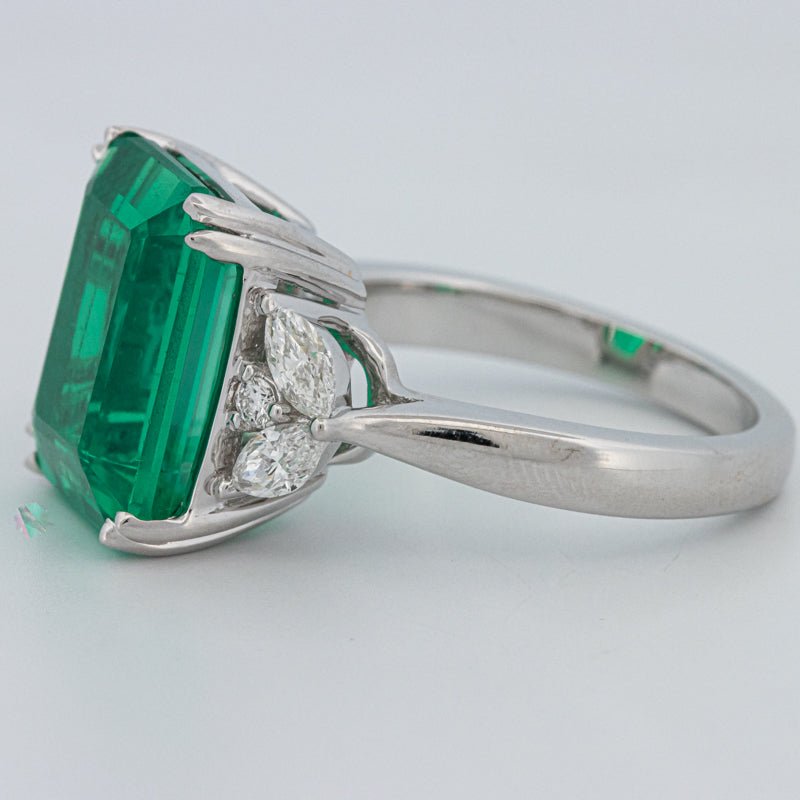 6.40 CT Green Emerald Trilogy Ring (LG) - ZIZOV DIAMONDS