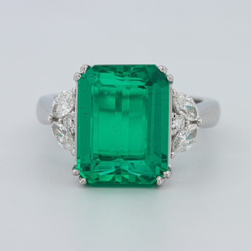 6.40 CT Green Emerald Trilogy Ring (LG) - ZIZOV DIAMONDS